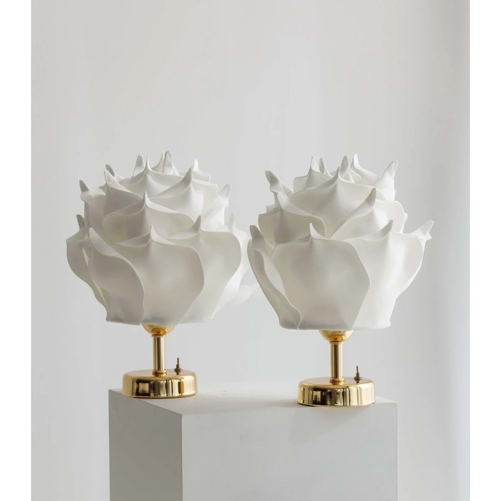 Beyaz Eva Gül Tasarım Kablosuz Masa Lambası - Alt Parlak Gold