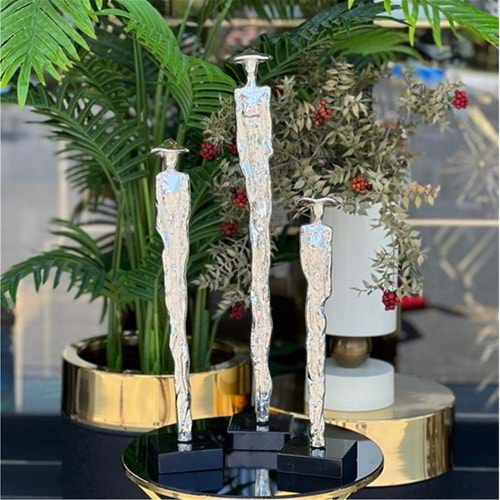 3 Lü Şapkalı Kadın Heykel Gümüş