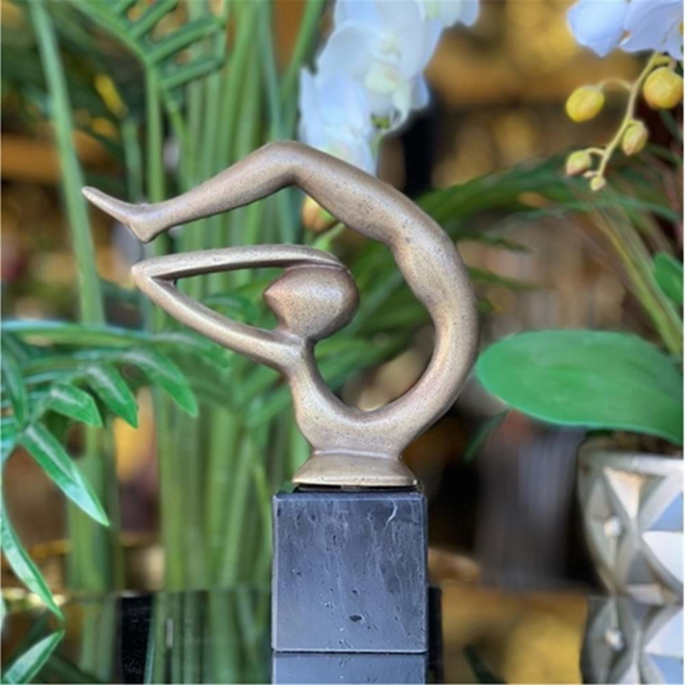 Jimnastikçi Kız Eskitme